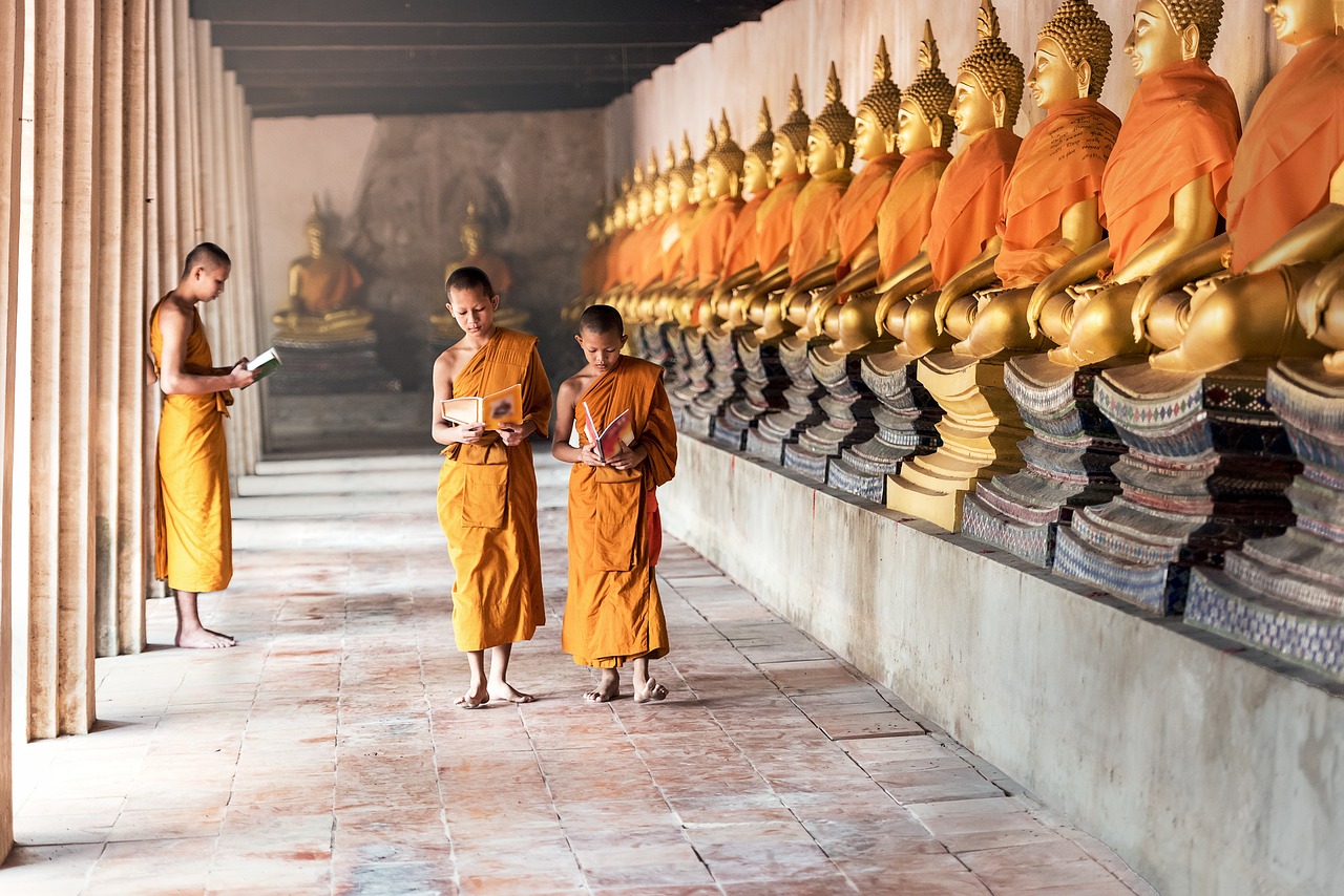 Sourires, temples et plages exotiques : récit de mon circuit voyage Thaïlande